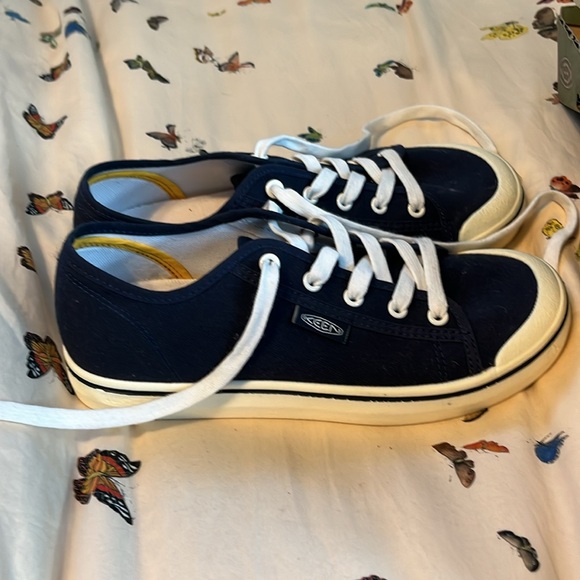 Keen Sneakers Elsa Lite Navy Size 8 - Picture 4 of 12